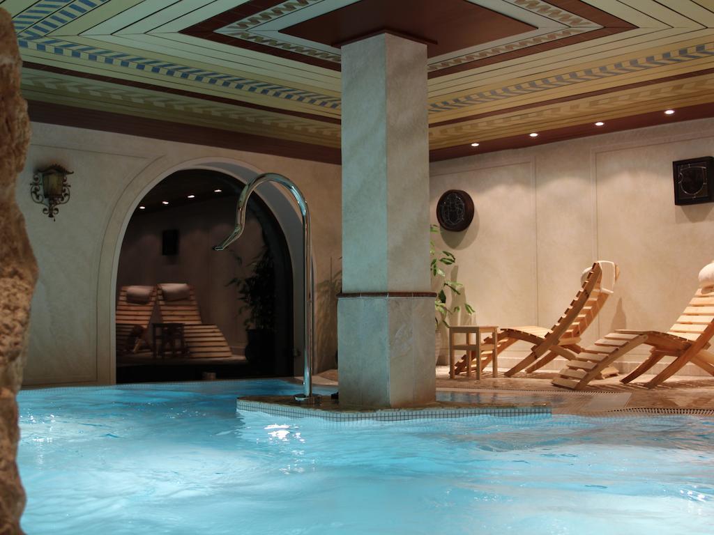 Hotel & Restaurant Gut Hungenbach Kürten Екстериор снимка