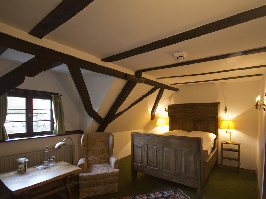 Hotel & Restaurant Gut Hungenbach Kürten Стая снимка