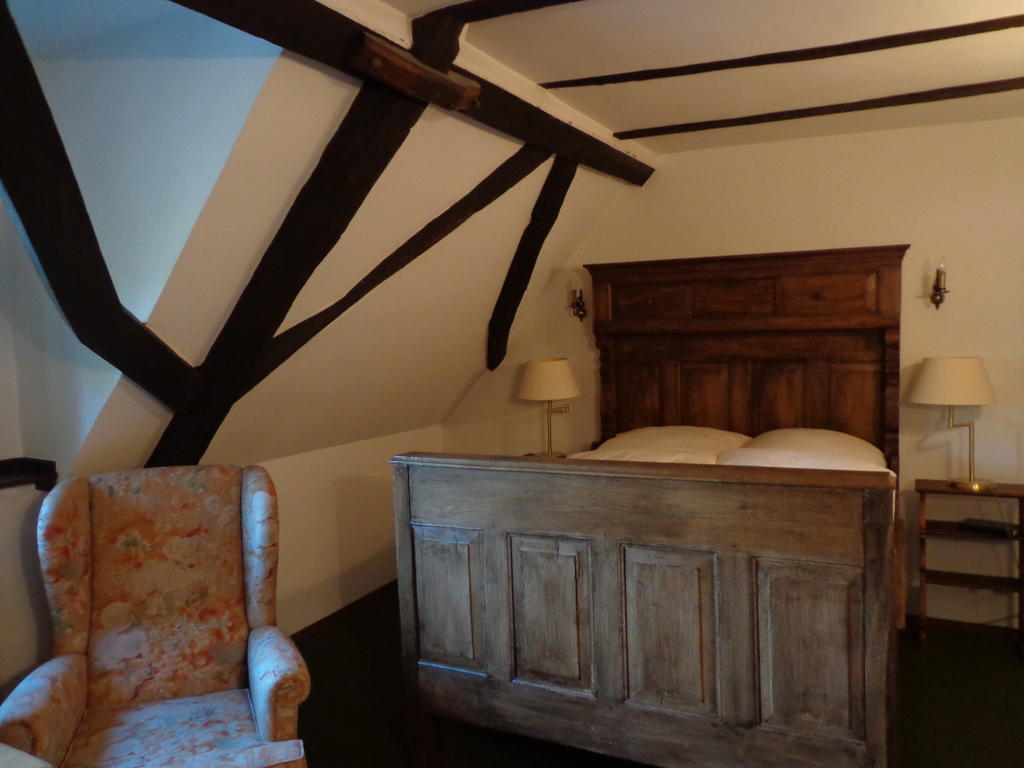 Hotel & Restaurant Gut Hungenbach Kürten Стая снимка