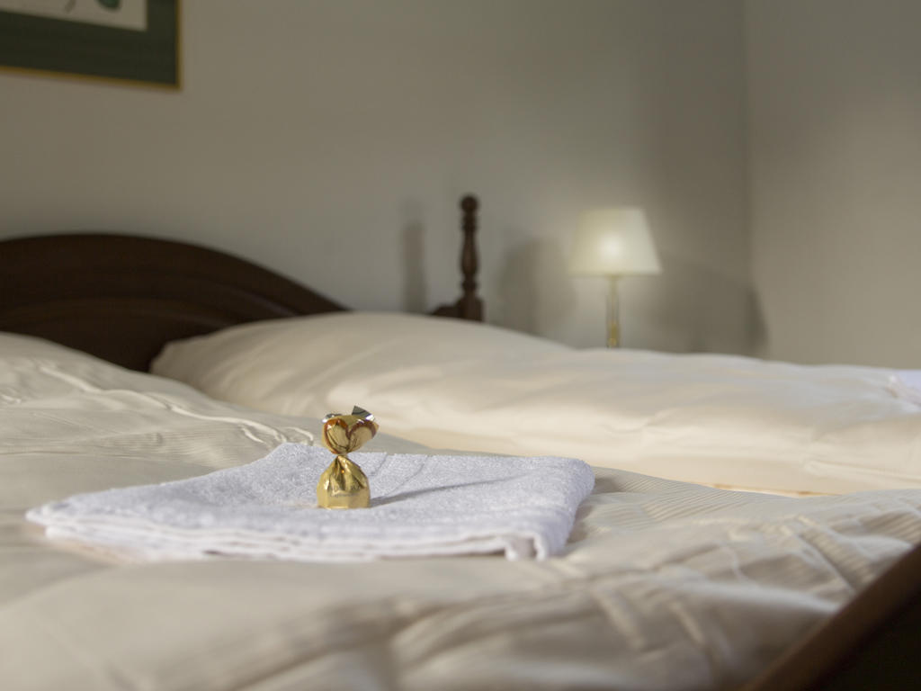 Hotel & Restaurant Gut Hungenbach Kürten Стая снимка