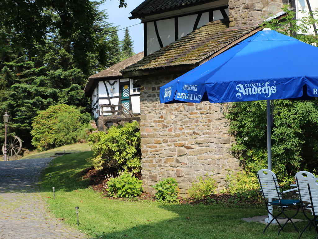 Hotel & Restaurant Gut Hungenbach Kürten Екстериор снимка