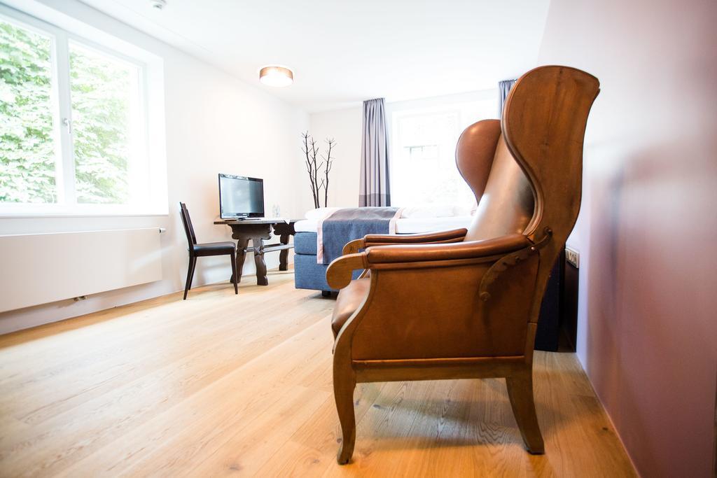 Hotel & Restaurant Gut Hungenbach Kürten Екстериор снимка